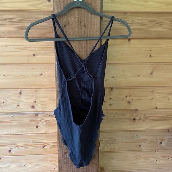 Black Ribbed Bodysuit w/ Spaghetti Straps - Picture 3 of 4